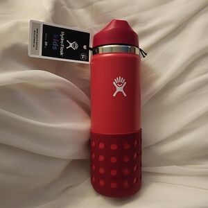 Hydro Flask Kids 20 oz Wide Mouth Water Bottle Straw Lid Protective Bottom Pink